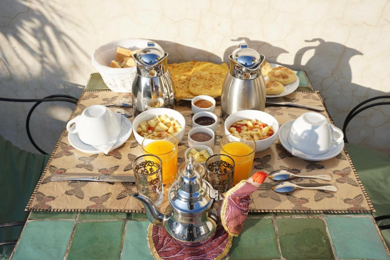 Riad Fes Hayat - Confort Stay ภายนอก รูปภาพ