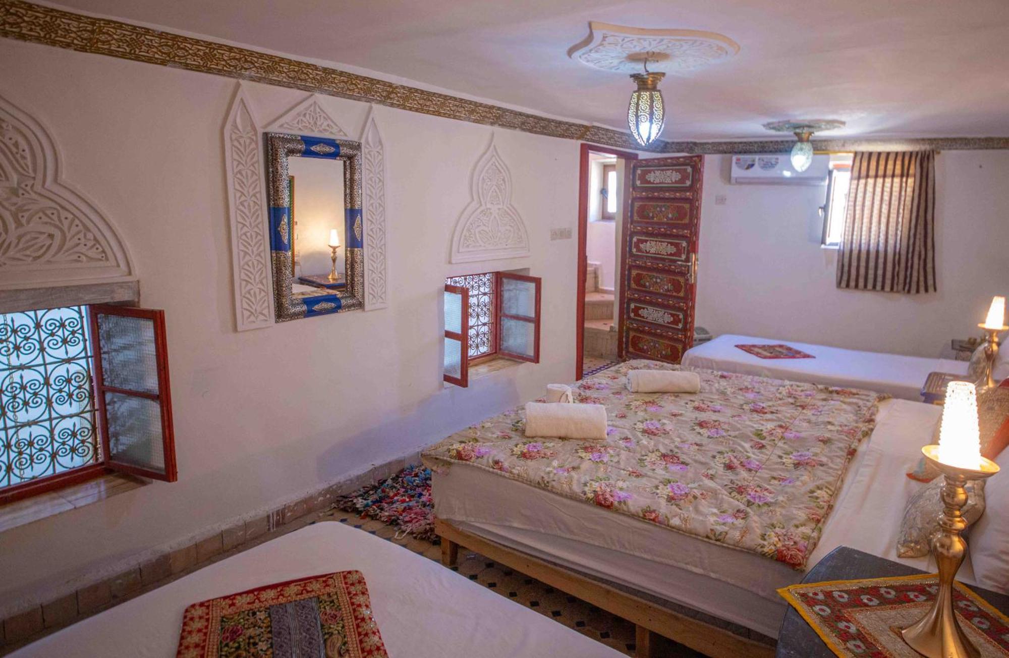 Riad Fes Hayat - Confort Stay ภายนอก รูปภาพ
