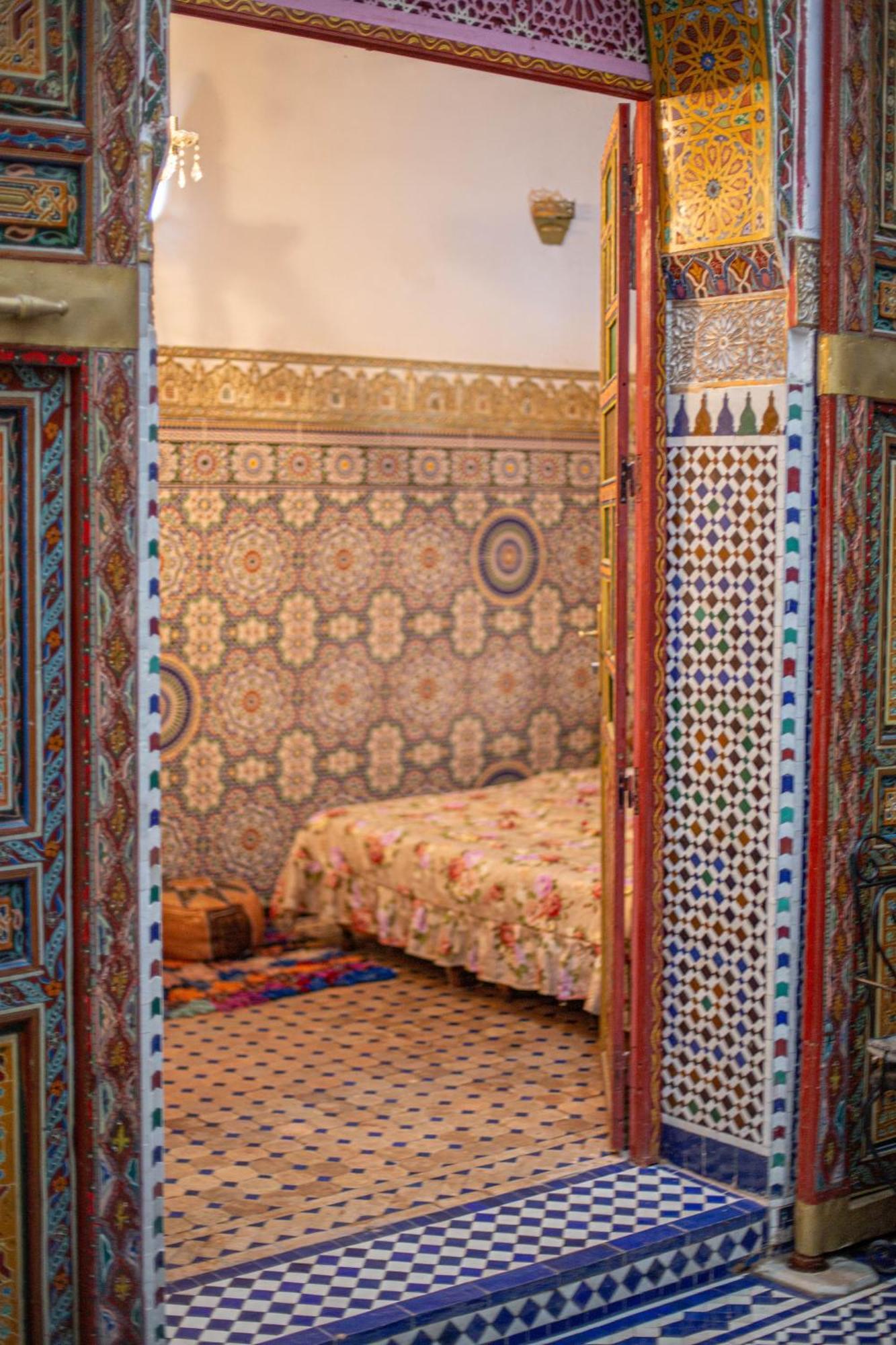 Riad Fes Hayat - Confort Stay ภายนอก รูปภาพ