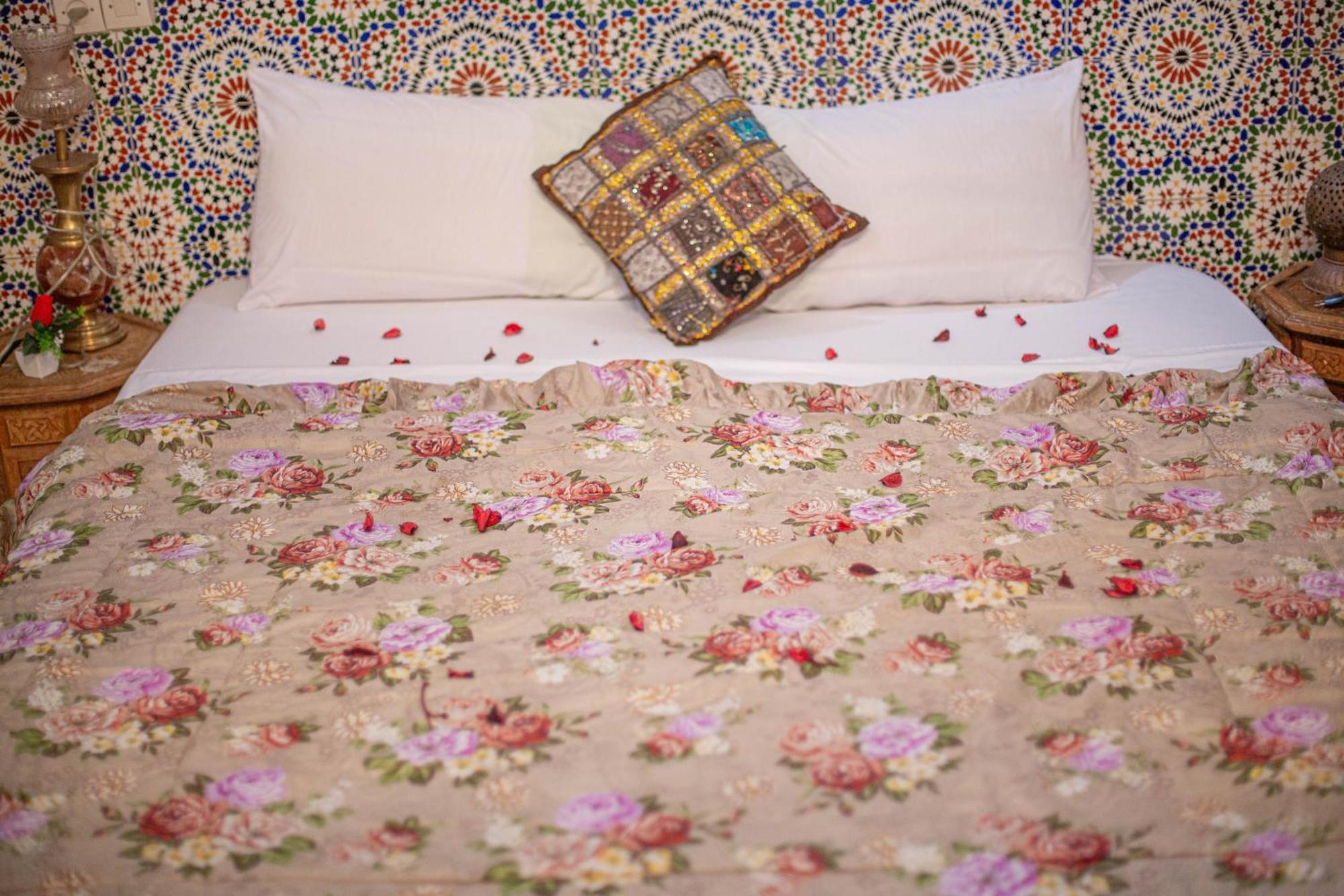 Riad Fes Hayat - Confort Stay ภายนอก รูปภาพ